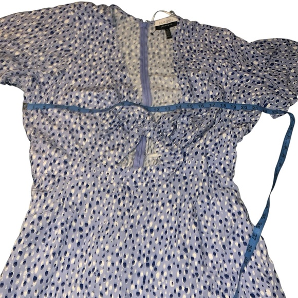 Eloquii 1X 16w Blue Patterned  Romper Jumpsuit with sexy front tie nwot curvy - Picture 5 of 11